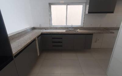 BI17452